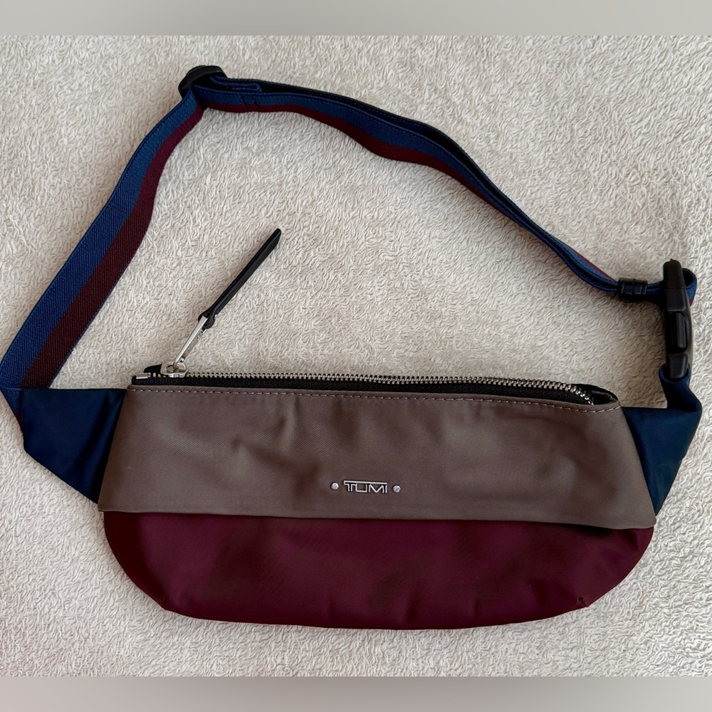 Super Cute Authentic Tumi Multicolor Belt Bag